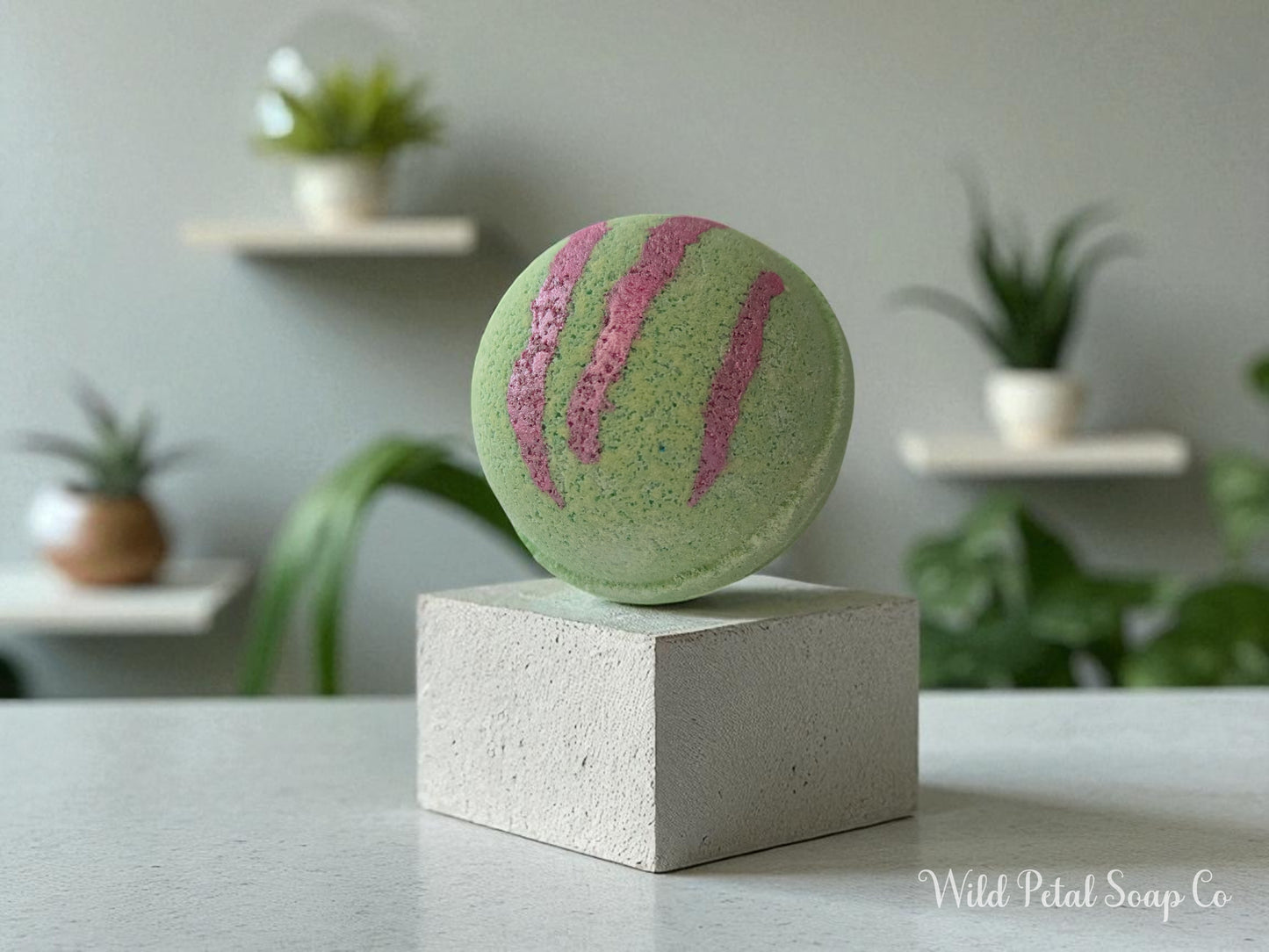 Red Clover Tea Bath Bomb