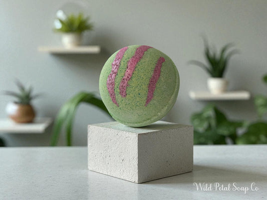 Red Clover Tea Bath Bomb